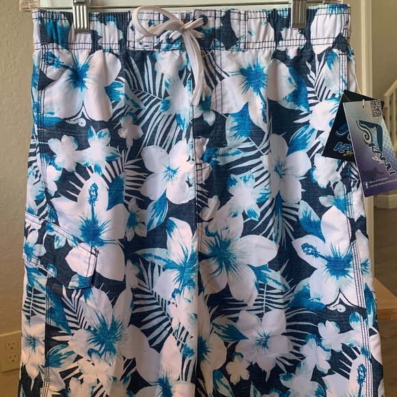 NWT Kanu Surf Boys Swim Trunks Size 14/16 - Picture 2 of 4